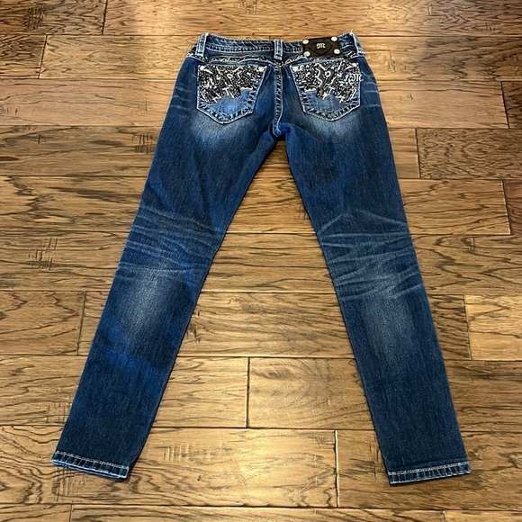 Miss Me Signature Skinny Size 27 - Picture 2 of 16